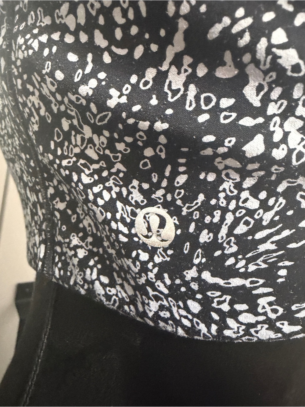 Lululemon In Alignment Bra Black - Picture 6 of 10